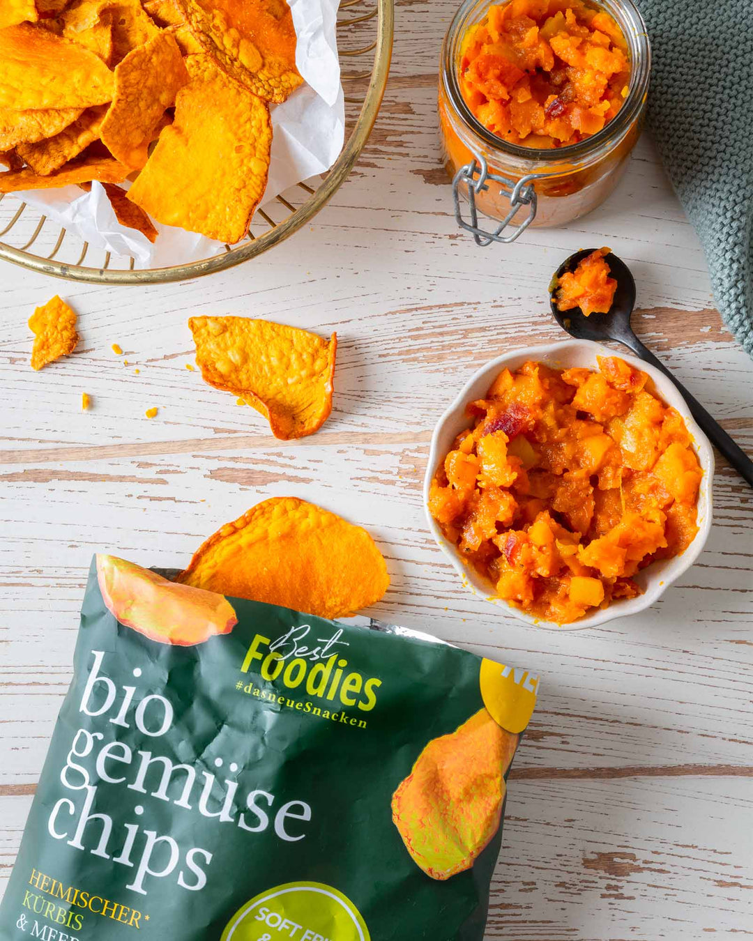 Best Foodies Kürbischips als Serviervorschlag mit Kürbisdip